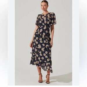 ASTR Floramae Floral Midi Dress - Black and Cream